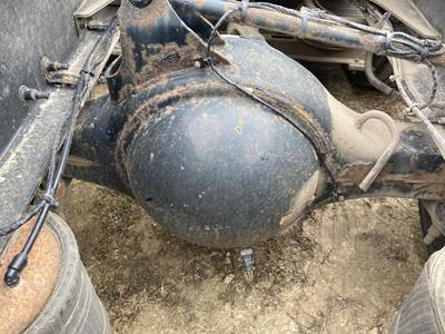 Meritor RR20145 Rear Axle Housing for a Volvo VNL