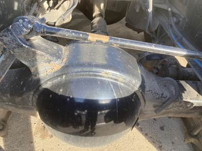 Meritor RR20145 Rear Axle Housing for a Freightliner Cascadia