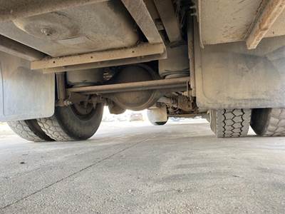 Meritor RR20145 Rear Axle Housing for a Blue Bird A3FE