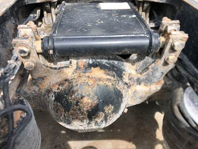 Meritor RR20145 Rear Axle Housing for a International Prostar