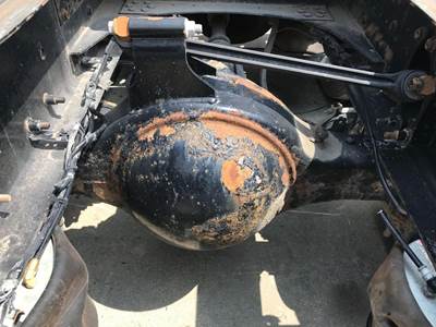 Meritor RR20145 Rear Axle Housing for a Volvo VNL