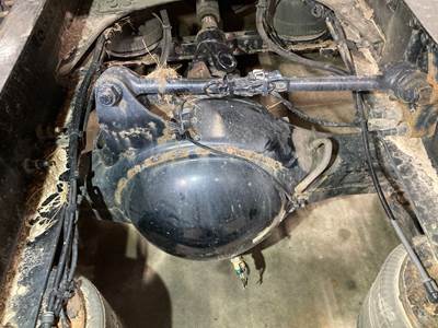 Meritor RR20145 Rear Axle Housing for a Volvo VNL