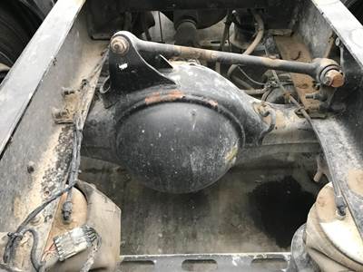 Meritor RR20145 Rear Axle Housing for a Volvo VNM