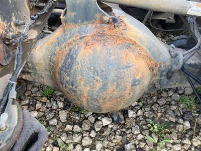 Meritor RR20145 Rear Axle Housing for a Volvo VNL