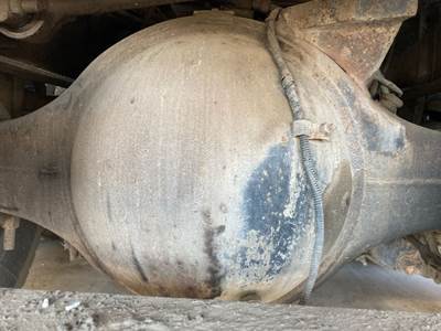 Meritor RR20145 Rear Axle Housing for a Ford A9513