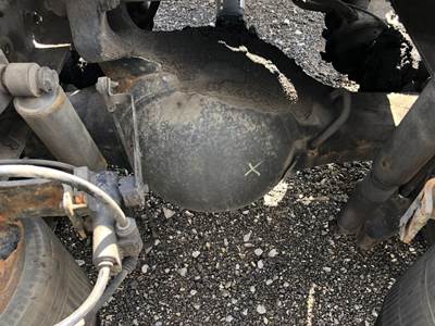 Meritor RR20145 Rear Axle Housing for a International Durastar (4400)