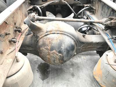 Meritor RR20145 Rear Axle Housing for a Freightliner C120 Century