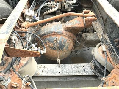 Meritor RR20145 Rear Axle Housing for a International 9400