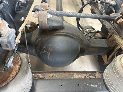 Meritor RR20145 Rear Axle Housing for a Hino 338