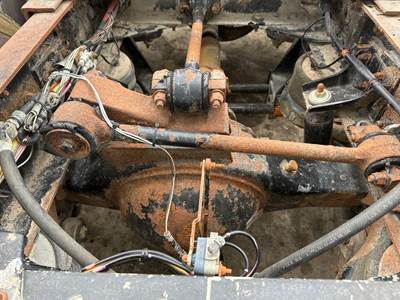 Meritor RR20145 Rear Axle Housing for a Kenworth T600