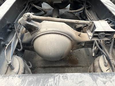 Meritor RR20145 Rear Axle Housing for a Freightliner Cascadia