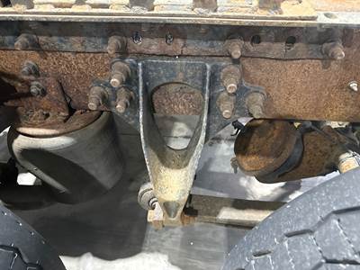 Meritor RR20145 Rear Axle Housing for a International 9400