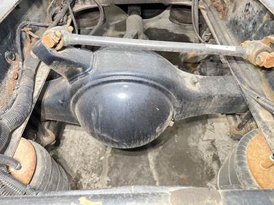 Meritor RR20145 Rear Axle Housing for a Freightliner FL112