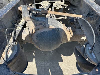 Meritor RR20145 Rear Axle Housing for a International 9900