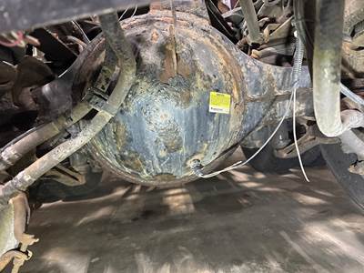 Meritor RR20145 Rear Axle Housing for a Kenworth T2000