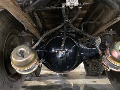 Meritor RR20145 Rear Axle Housing for a Volvo WG