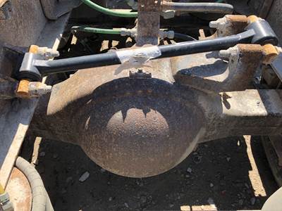 Meritor RR20145 Rear Axle Housing for a Ford A9513