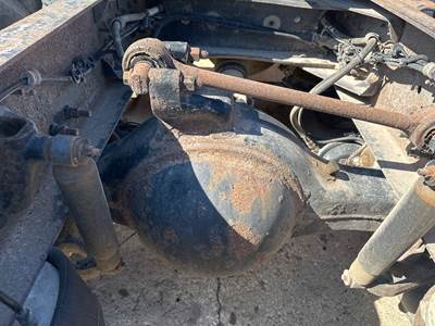 Meritor RR20145 Rear Axle Housing for a Volvo VNL