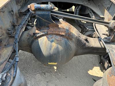Meritor RR20145 Rear Axle Housing for a Volvo VNL