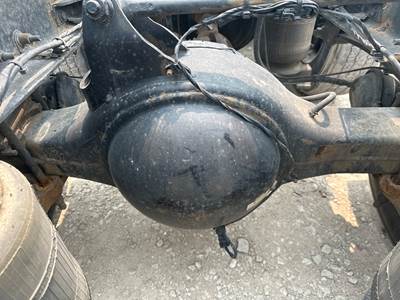 Meritor RR20145 Rear Axle Housing for a Volvo VNL