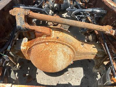 Meritor RR20145 Rear Axle Housing for a International Prostar