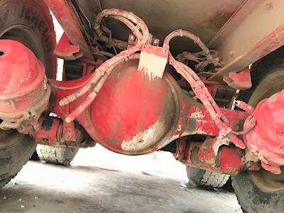 Meritor RR22145 Rear Axle Housing for a Kenworth T800