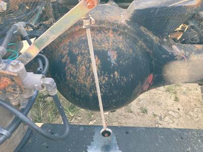 Meritor RR22145 Rear Axle Housing for a International 9100