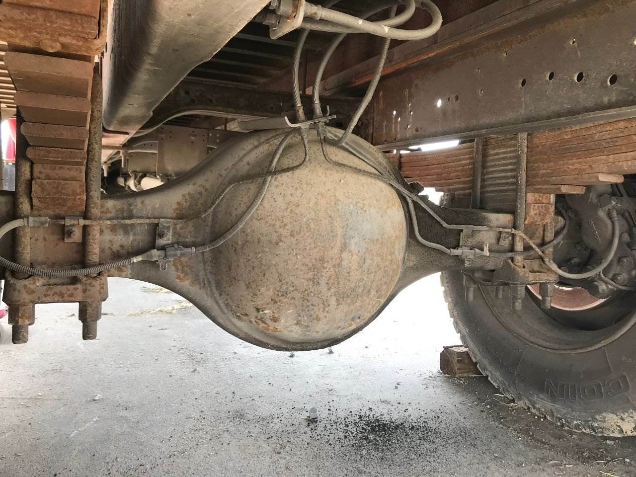 2001 Meritor RS17145 Rear Axle Housing for a Ford F650 For Sale Kansas City, MO 25448660