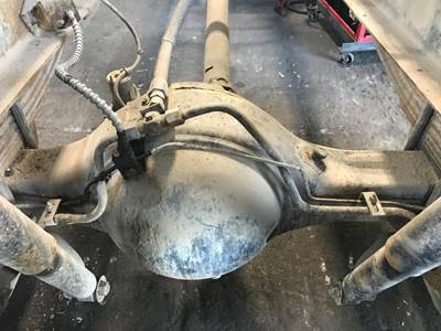 Meritor RS17220 Rear Axle Housing for a Ford F700