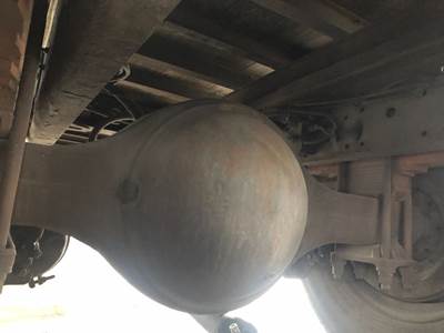 Meritor RS19144 Rear Axle Housing for a Hino 268