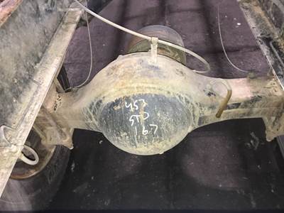 Meritor RS19145 Rear Axle Housing for a Hino 268