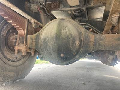 Meritor RS21145 Rear Axle Housing for a Ford LN8000