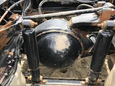 Meritor RS21145 Rear Axle Housing for a Caterpillar CT660