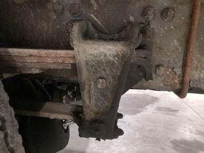 Meritor RS21145 Rear Axle Housing for a Freightliner FL70