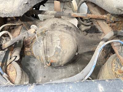 Meritor RS21145 Rear Axle Housing for a Freightliner M2 106