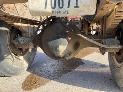 Meritor RS21230 Rear Axle Housing for a Ford F800