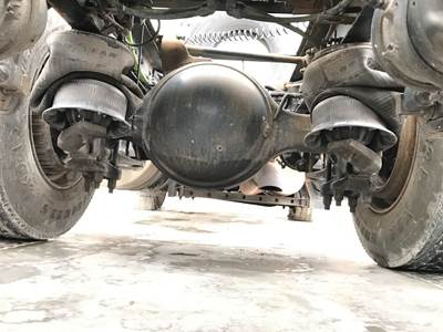 Meritor RS23160 Rear Axle Housing for a International Prostar