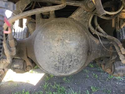 Meritor RS23160 Rear Axle Housing for a Sterling L9513