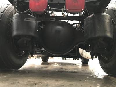 Meritor RS23160 Rear Axle Housing for a International 8600