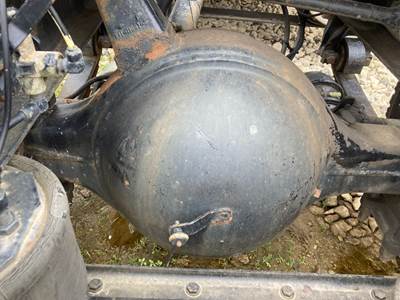 Meritor RS23160 Rear Axle Housing for a Sterling A9513