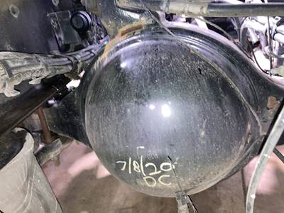 Meritor RS23160 Rear Axle Housing for a Volvo VNL