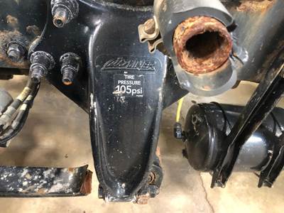 Meritor RS23160 Rear Axle Housing for a Freightliner Cascadia