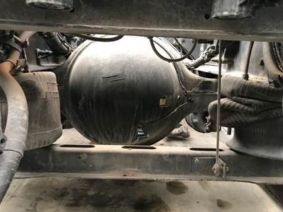 Meritor RS23160 Rear Axle Housing for a Volvo VNL