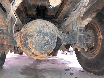 Meritor RS23160 Rear Axle Housing for a Sterling L7501