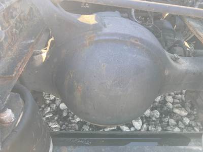 Meritor RS23160 Rear Axle Housing for a Western Star 4900FA