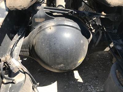 Meritor RS23160 Rear Axle Housing for a Volvo VNR