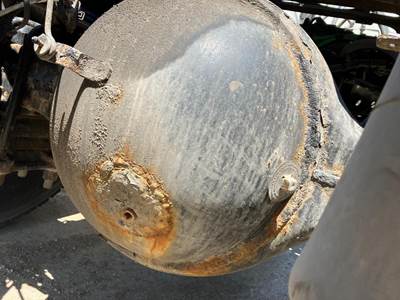 Meritor RS23160 Rear Axle Housing for a Freightliner Cascadia