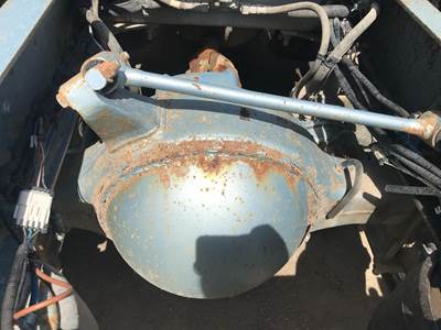 Meritor RS23160 Rear Axle Housing for a Freightliner 122SD