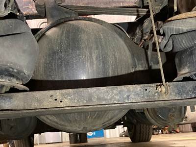 Meritor RS23160 Rear Axle Housing for a Volvo VNL