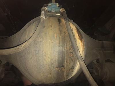 Meritor RS23160 Rear Axle Housing for a International 9100